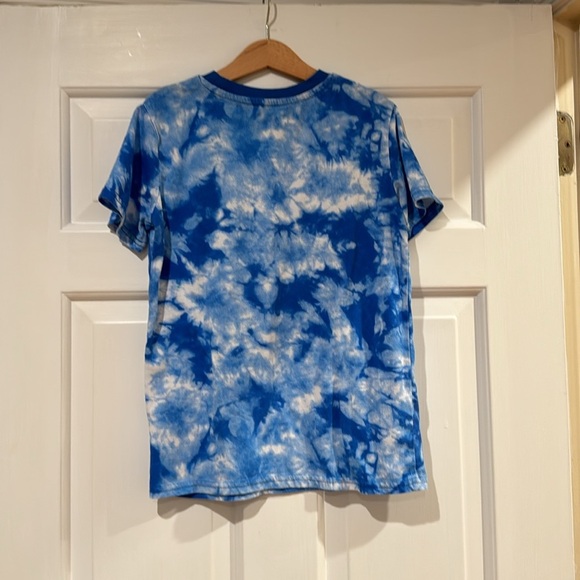 Champion Tee - Picture 3 of 4